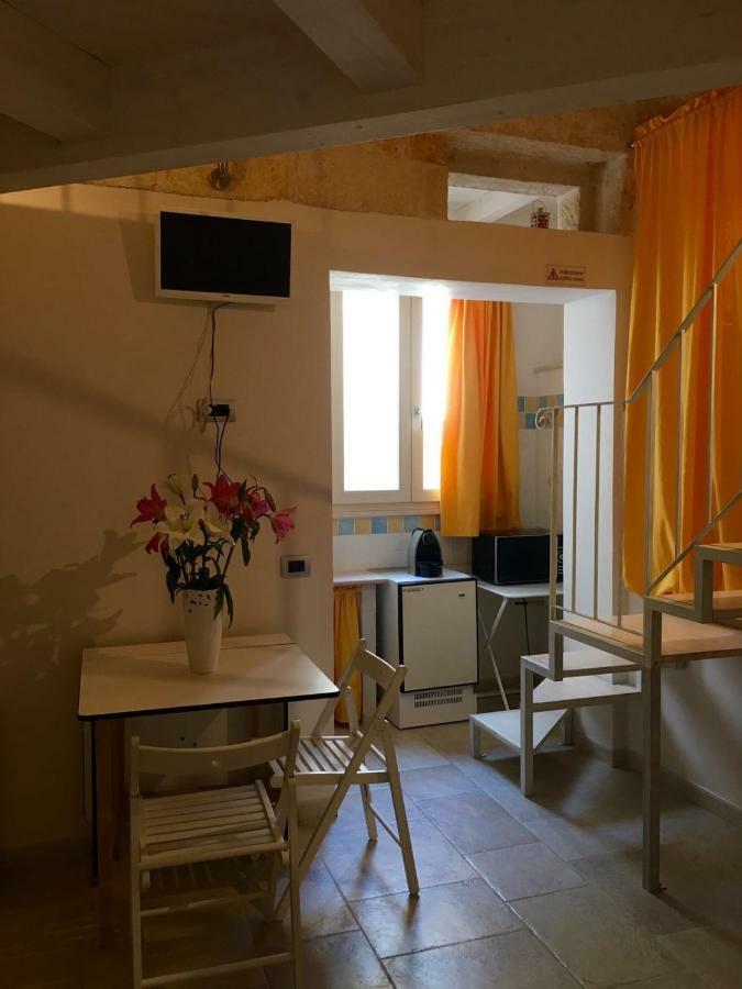 Cantaluna B&B Полиньяно-а-Маре Экстерьер фото